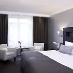 Der Valk Hotel 4*