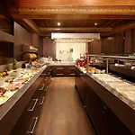 Hotel Der Valk 4*