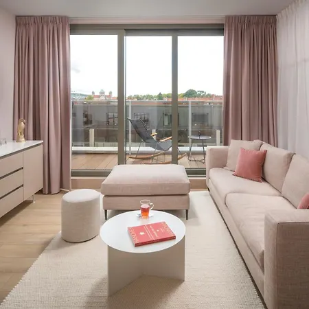 Der Valk Hotel 4*