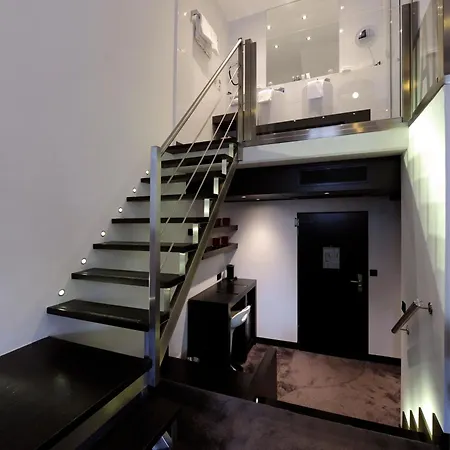 Hotel Der Valk 4*