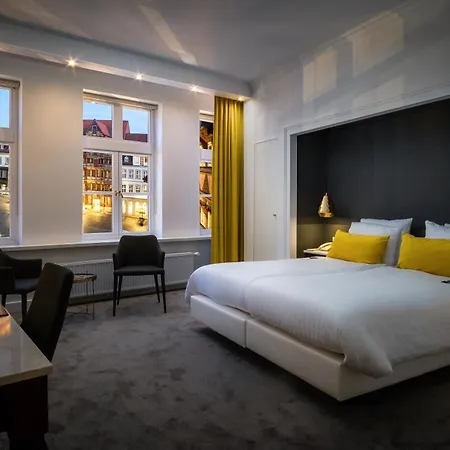 Der Valk Hotel 4*