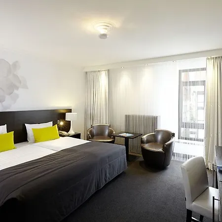 Der Valk Hotel 4*