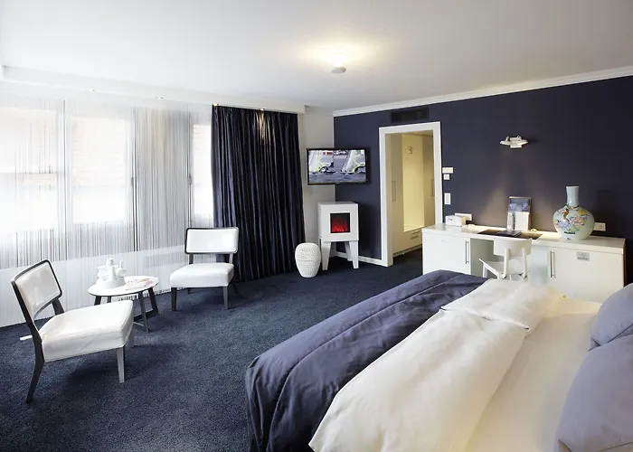 Der Valk Hotel 4*